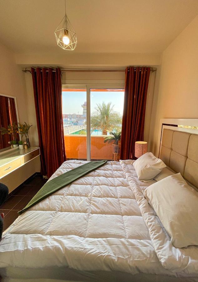 Fully Equipped Apartments Pool & Mountains View In Porto Sharm Resort エクステリア 写真