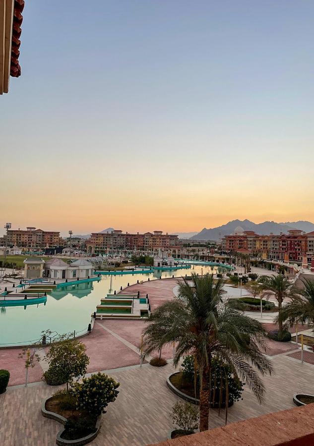 Fully Equipped Apartments Pool & Mountains View In Porto Sharm Resort エクステリア 写真